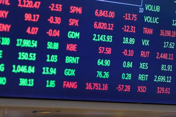 Asian stocks today: Steady start on US rate-cut optimism; Nikkei falls 1.3%, Hang Seng up 1%