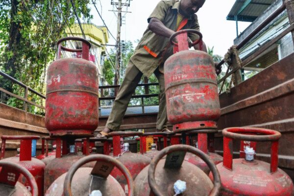 LPG price cut: Commercial cylinder becomes Rs 10 cheaper; domestic rates remain unchanged