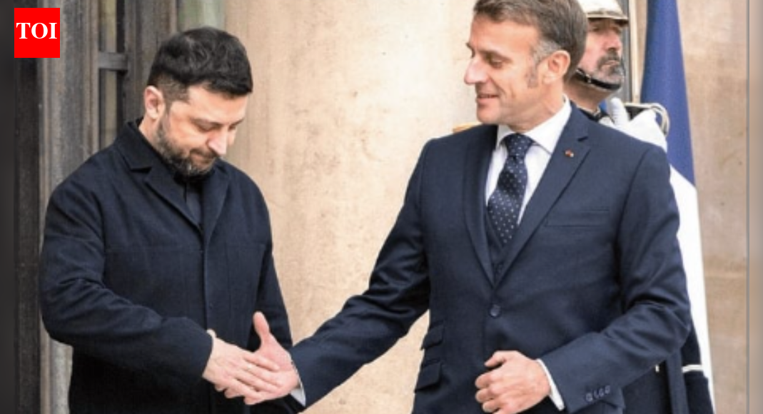 Europeans rally round Ukraine, Trump envoy heads to Moscow