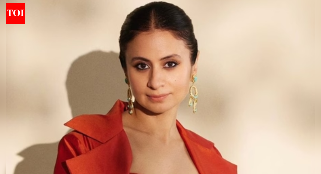 Rasika Dugal says she would have REJECTED Sandeep Reddy Vanga’s ‘Animal’; Netizens remind her that playing ‘Beena Bhabhi’ in ‘Mirzapur’ was far more misogynistic