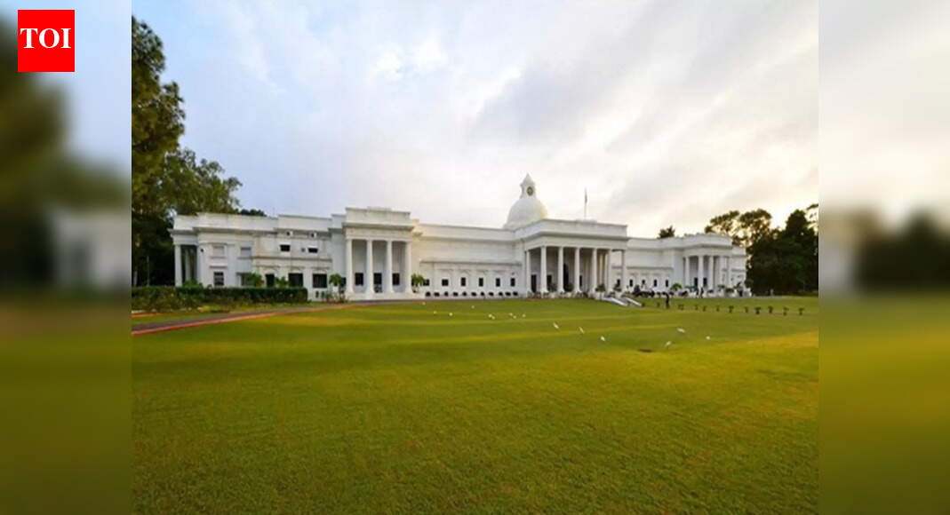 5 IIT Roorkee scholarships every student should know about: Check who is eligible to apply and amount offered