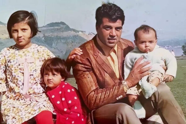 Dharmendra’s ancestral property worth Rs 5 crore has not gone to his children Sunny Deol, Bobby Deol, Esha Deol but to another family member, according to his will