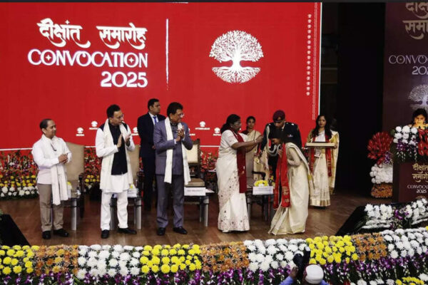 FDDI Convocation 2025: President Murmu urges graduates to drive growth in India’s footwear industry