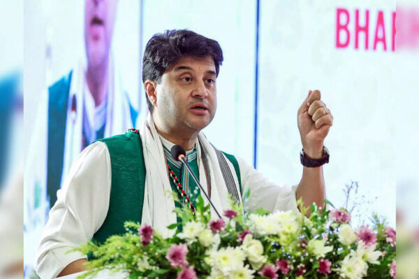 Govt softens stand on pre-installation of Sanchar Saathi | India News