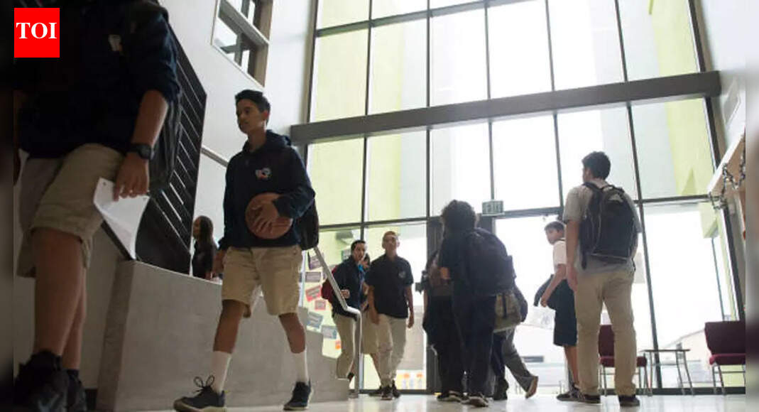 Report calls for overhauling how California runs its schools to improve accountability, efficiency, and student outcomes