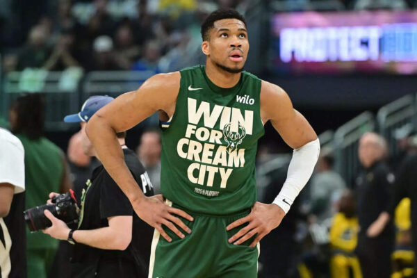 Giannis Antetokounmpo leaving Milwaukee Bucks? NBA star shocks fans with sudden social media purge