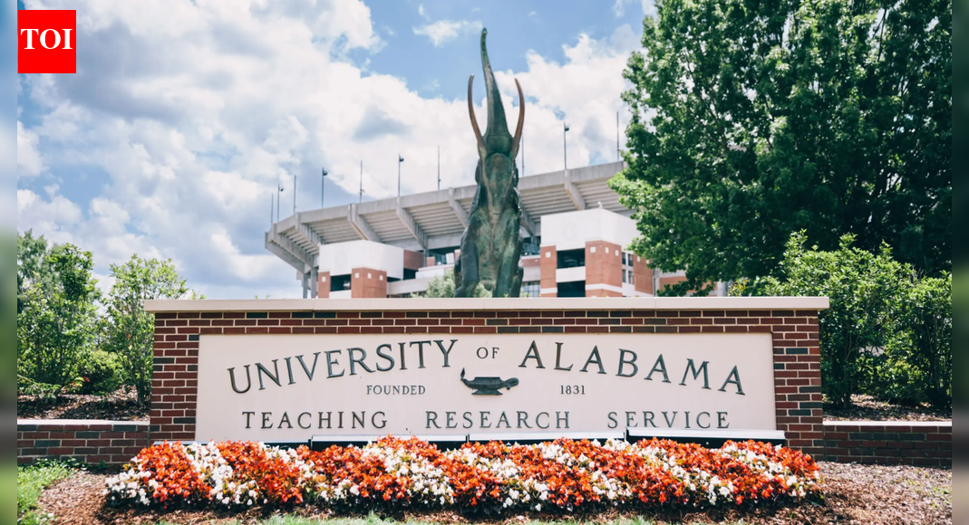 University of Alabama suspends two student magazines after federal memo DEI compliance concerns