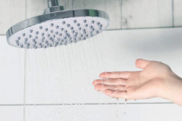 How cold showers affect your skin in winter: Dermatologist explains |