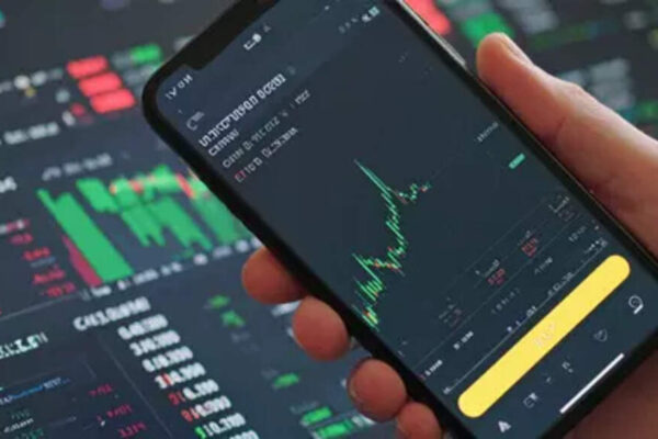 Stock markets drop for 4th session amid FII outflows
