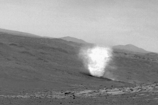 ‘Mini-sonic booms’ on Mars: Nasa rover records electric sparks in dust devils — watch