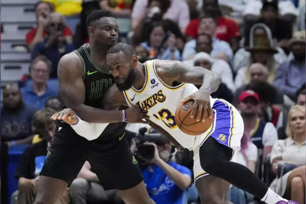Is LeBron James playing tonight vs the Toronto Raptors? Latest update on the Los Angeles Lakers star’s injury report (December 4, 2025)