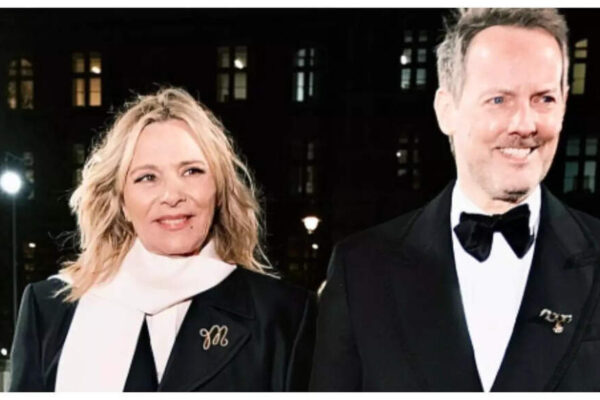 ‘Sex and the City’ star Kim Cattrall marries Russell Thomas in intimate London wedding |