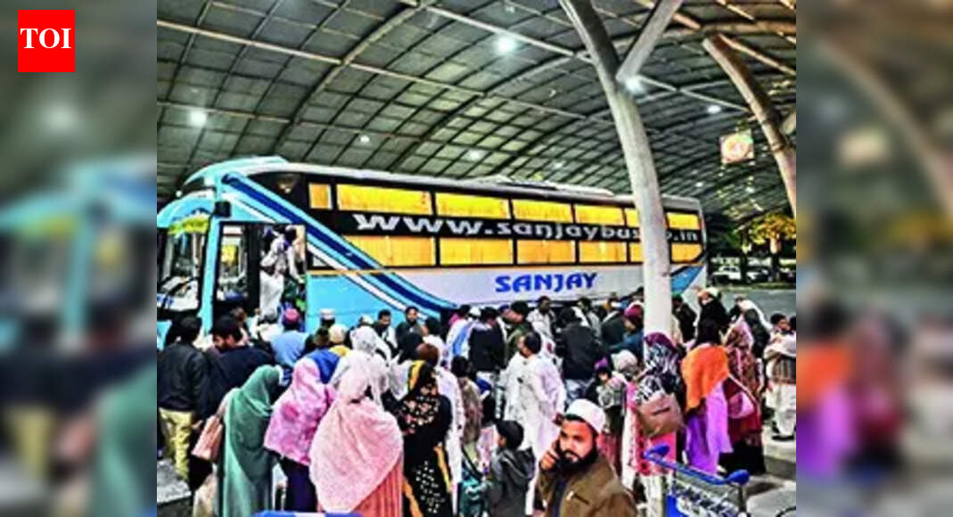 Cabbies double fares; pvt bus operators come to rescue | India News