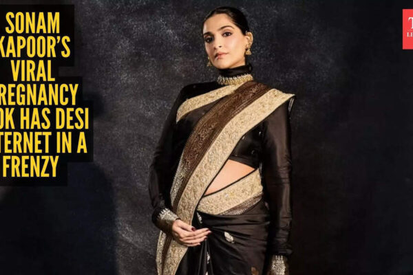 Is this the most iconic pregnancy saree look ever?