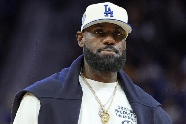 “Family” – LeBron James sends heartfelt message to fans from Toronto highlighting viral clip from post-game interview