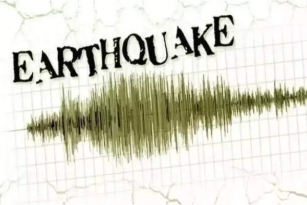 Magnitude 7.0 quake rattles remote Alaska–Yukon border; no major damage reported