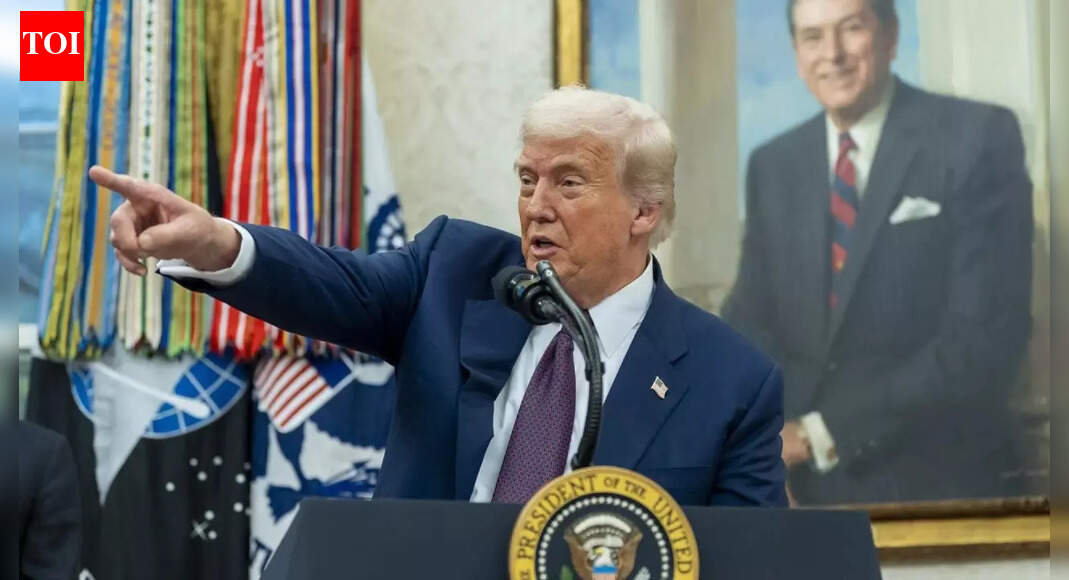 Who’s on Trump’s ‘Christmas naughty list’? President says it’s ‘long’; internet starts guessing