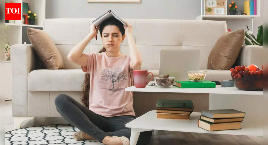 These 5 Toxic Habits Are Bringing Negative Energy—Here’s How to Stop