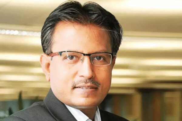 Capital market: Mutual funds could beat banks in credit; Kotak AMC Nilesh Shah explains what investors should do