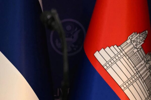 Thailand and Cambodia clash for second day