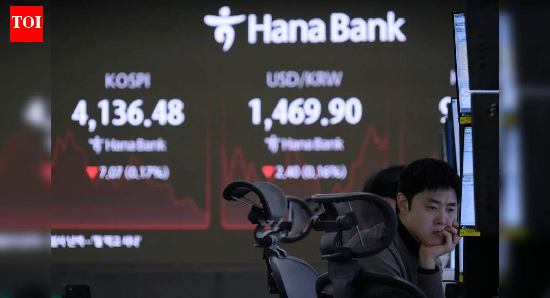 Asian stocks today: Markets slump ahead of Fed’s interest rate decision; Nikkei trims over 170 points, HSI falls 0.3%