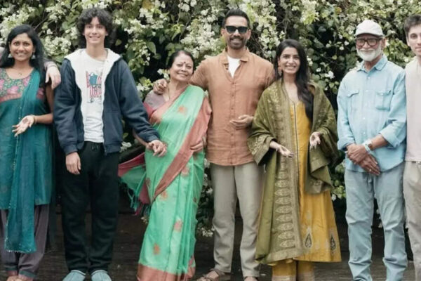 Samantha Ruth Prabhu–Raj Nidimoru’s UNSEEN mehendi PIC melts hearts; ‘The Family Man’ director’s sister captions,’Love shared is love multiplied’ |