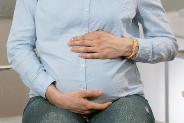 Woman born with two-uteruses shares candid answers to people’s biggest questions |