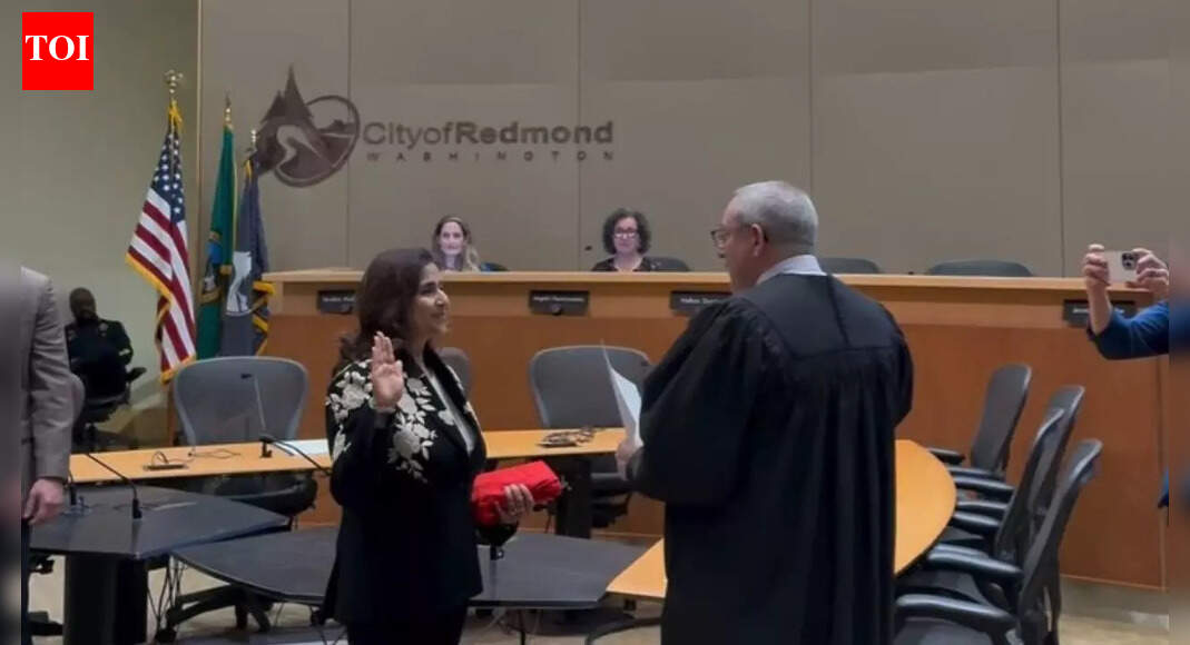 ‘I solemnly swear’: Menka Soni becomes first Indian-American woman to take oath on Bhagavad Gita— who else did in the US and abroad