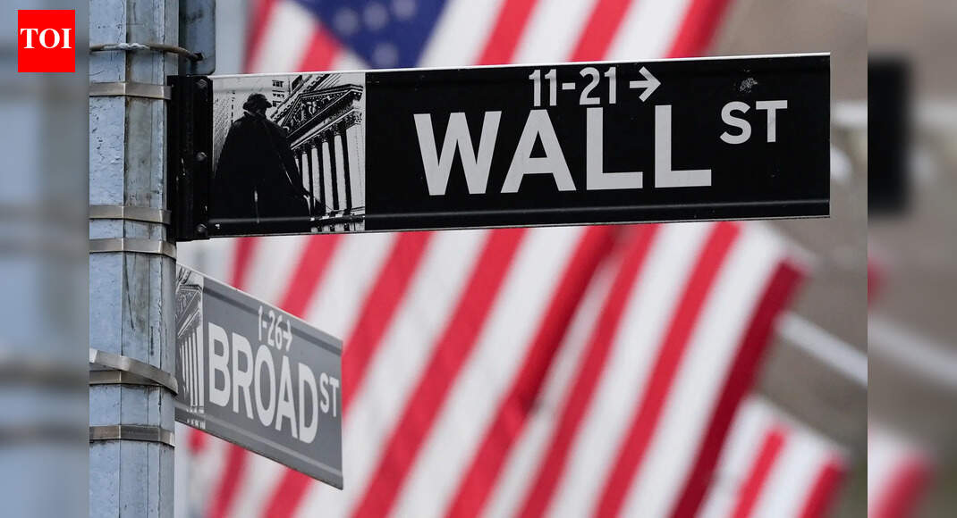 A new high on Wall Street! Dow and S&P 500 set new records; Nasdaq dragged down by Oracle results