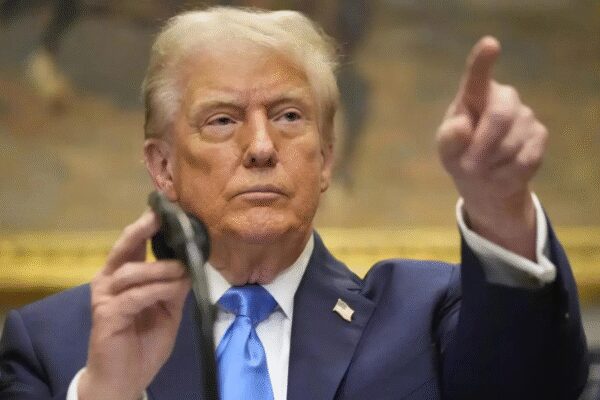 ‘25k people died last month’: Trump hints at third world war as Russia-Ukraine talks falter – watch