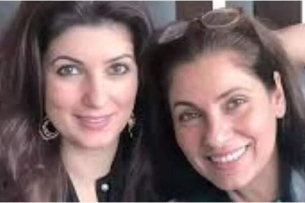 Twinkle Khanna calls mom Dimple Kapadia her ‘superwoman’ ; recalls her 5 am workout routine