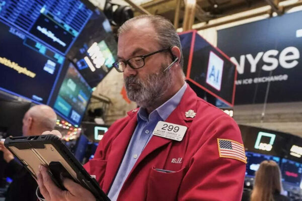 Wall Street ahead! Market looks beyond big tech; goes old school for growth in 2026