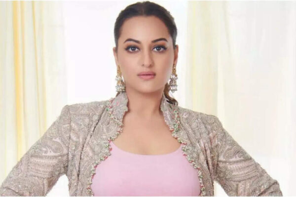 Sonakshi Sinha raises her voice against actors and critics getting trolled and attacked online, saying, ‘We should all work towards putting an end to it’