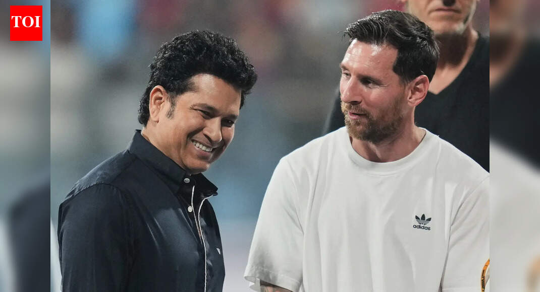 GOAT India Tour: Lionel Messi, Sachin Tendulkar share No. 10 moment; Sunil Chhetri leads football fiesta at Wankhede