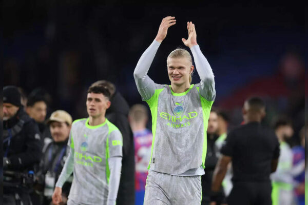 Premier League: Manchester City and Aston Villa keep title race alive with crucial wins | Football News