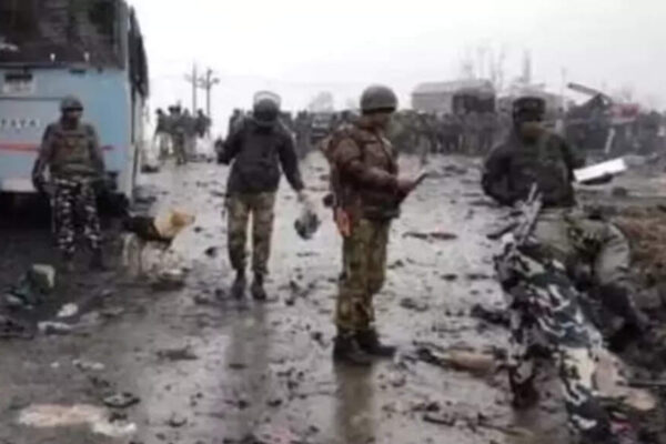 Charges against 40 from Pulwama who went to Pakistan for arms training | Srinagar News
