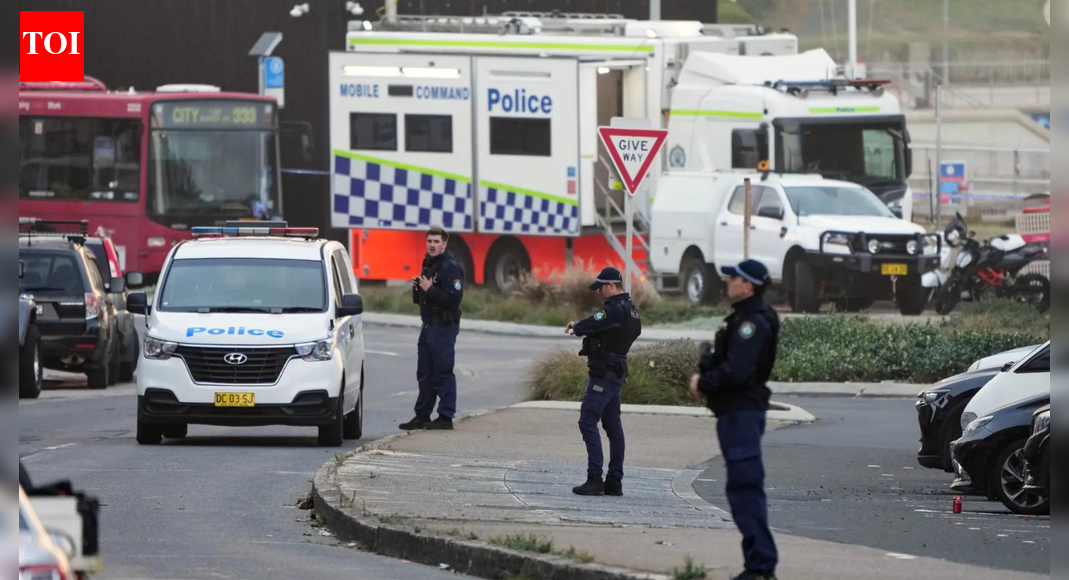 ‘Police underprepared, civilian required to neutralise threat’: Witnesses reveal shocking details as Bondi Beach shooting toll rises to 16