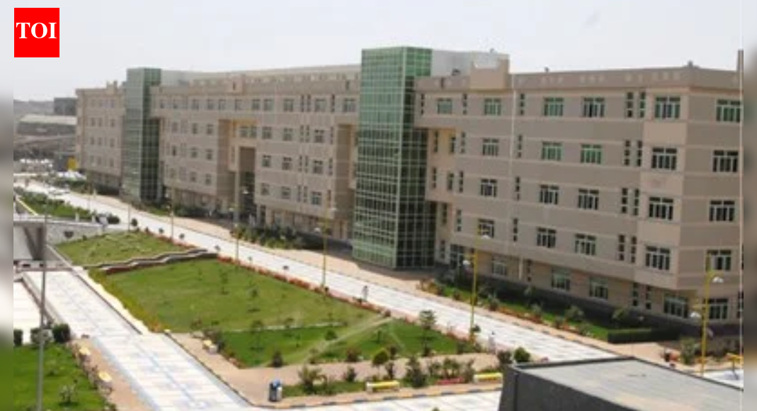 Saudi Arabia: King Khalid and Al-Baha Universities suspend in-person classes amid severe weather | World News