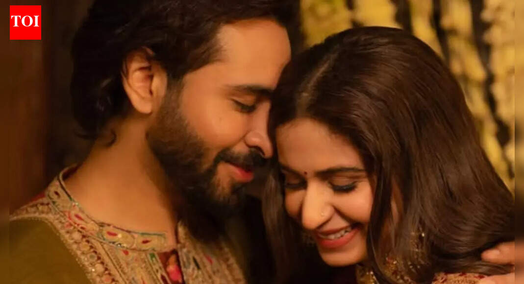 ‘Always with you’: Dhruvin Shah stands by Kinjal Dave; singer BREAKS silence on engagement row