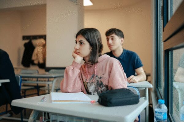 Where ambition meets uncertainty: Why four out of five California college students say career guidance falls short