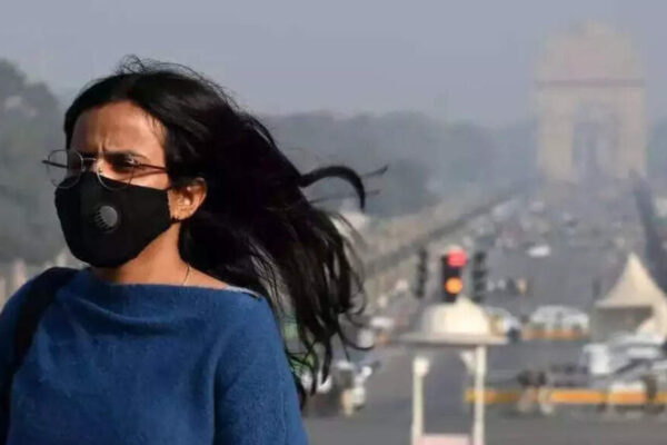 Fog grips Delhi: Air quality stays in very poor zone; likely to turn severe by end of December