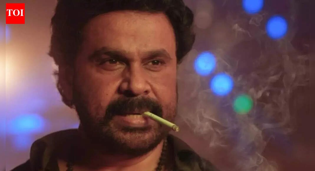 ‘Bha.Bha.Ba.’ Twitter reviews: Dileep’s film opens to big cheers; First half called ‘Pure madness’