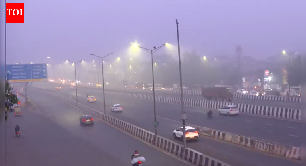 North India covered with dense fog: Red alert in Delhi, UP, Punjab and Haryana; over 150 flights cancelled
