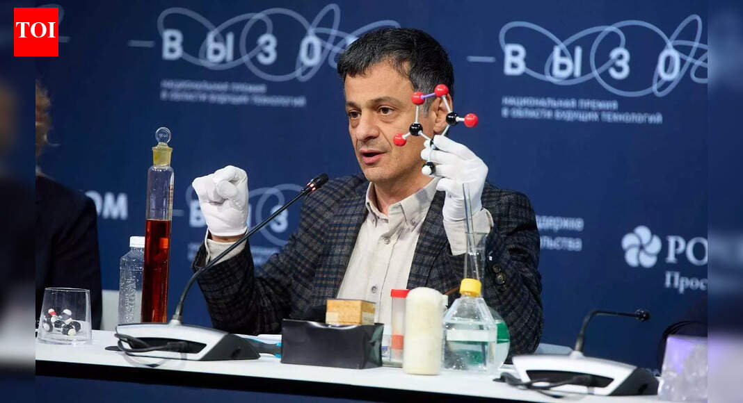 Artem Oganov, Chairman of the VYZOV Prize Scientific Committee The VYZOV Prize has expanded its international footprint in 2025, drawing applications from researchers across 40 countries and reinforcing its evolution from a national award into a global scientific honour.The prize, which recognises high-technology research with potential for practical application within the next decade, received 632 applications this year. The international “Discovery” category recorded the highest number of submissions, reflecting growing participation from outside Russia. Applications came from countries including the United States, China, India, Brazil, Italy, the Netherlands, Germany, Switzerland, Turkey and Iran, as well as Indonesia, Egypt, Pakistan, Kazakhstan and Venezuela.”The VYZOV Prize is an important step towards international scientific unity. I would like to note the increase not only in the quantity but also in the quality of applications this year, particularly in the international category. Indian science and technology have a great history and a great future – we got quite a few applications from Mumbai and Delhi this year, and I’m looking forward to receiving many strong submissions from India next year,” said Artem Oganov, Chairman of the VYZOV Prize Scientific Committee.The VYZOV Prize features five categories covering a wide range of scientific fields. In the Engineering Solution category, Mikhail Skupov was recognised for developing industrial production of nitride nuclear fuel. The Breakthrough award went to Ilya Yampolsky for research into the molecular mechanics of bioluminescence, leading to the development of glowing plants with biomedical applications.The Scientist of the Year award was given to Stepan Kalmykov for advances in radiochemistry aimed at safer radioactive waste management. Vera Vil received the Future Prize for developing environmentally friendly chemical synthesis methods, while the International Discovery award went to Valery Fokin of the United States for pioneering click chemistry, a technique used in diagnostics and cancer research.Each laureate will receive a prize of 0,000.Organisers said the growing international participation highlights the role of cross-border cooperation in advancing scientific research. Applications for the next edition of the VYZOV Prize are scheduled to open in February 2026.End of ArticleFollow Us On Social MediaVideosBondi Beach Terror Suspect Visited Hyderabad Six Times After Leaving India, Telangana Police Reveal’To Delay Elections, Instigate India’: Former Minister Blames Yunus Govt For Bangladesh ViolenceBangladesh Crisis: Tharoor Panel Red Flags 5 Reasons That Make It India’s Biggest Test Since 1971Rijiju Blames Congress As Parliament Session Ends Without Pollution Debate, Jairam Ramesh RespondsBangladesh: Hindu Man Lynching Sparks Outrage, Former Indian Envoy Calls Situation Total MobocracyExplained: Why Bangladesh’s Fresh Unrest Ahead Of Polls Is One Of India’s Biggest Strategic WorriesWho Was Sharif Osman Hadi, The Anti-India Face Of Bangladesh Whose Death Has Set Dhaka AblazePakistan Embarrassed Globally As Saudi Deports 56000 Beggars Despite No Fly Lists And Warnings’Countries Like Us Must Stick Together’: Jaishankar And Dutch FM On Strengthening India-EU Ties’Can’t Breathe, You Are Killing Me’: Trapped Journalist Cries As Dhaka Protesters Torch Media Houses123Photostories5 gym mistakes that can put heart health at riskFrom Labubu dolls to Prada Kolhapuris: 5 viral fashion moments of 2025 that broke the internetHarrison Ford, aging gracefully at 83: 6 habits behind his long-term vitalityNot just reindeer: 5 animals that make Christmas specialExclusive – Bigg Boss 19 Winner Gaurav Khanna on the dull phase in his career, facing hate from Farrhana, and reacting to trolls targeting wife Akanksha over her choice to not have childrenFrom Samosa to White Butter: Kareena Kapoor’s cheat meals to try this winter10 countries that feature birds and animals on their national flagsTV actors who spoke about body shaming: From Ashnoor Kaur to Tejasswi PrakashYear ender 2025: From Katrina–Vicky to Kiara–Sidharth, celebrity couples who stepped into parenthood this yearSleeping with a heater or blower on? Health risks you must know123Hot Picksvb g ram gICICI Prudential AMCUAE RainGold rate todaySilver rate todayPublic Holidays DecemberBank Holidays DecemberTop TrendingTravis Kelce Retirement RumorsAnthony Richardson InjuryCAT ResultWNBASan Francisco GiantsCam SkatteboPuka NacuaJake PaulSidney CrosbyGisele Bndchen