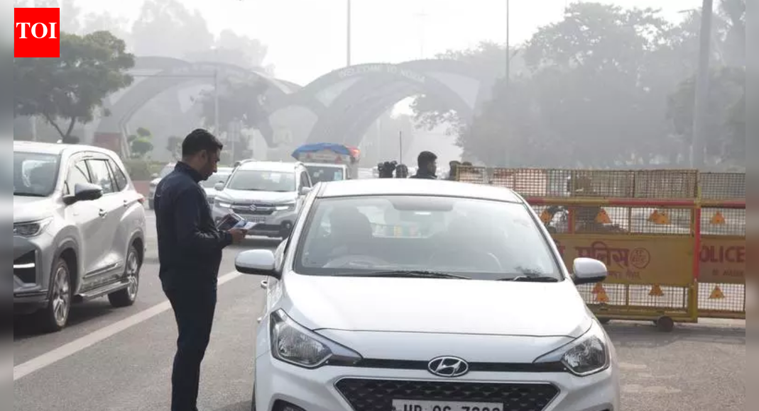 Delhi-NCR, interrupted: Day 2 of border troubles & tempers; detours only burn more fuel says commuters