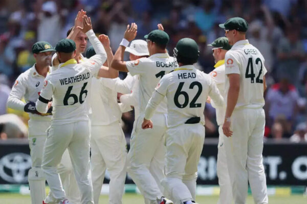 England 31/1 in 9.0 Overs | Ashes Live Updates, Australia vs England 3rd Test: Ben Duckett falls early after Australia set England 435