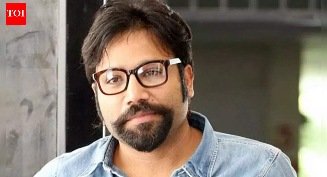 Sandeep Reddy Vanga calls ‘Dhurandhar’ as ‘Dominance’ and ‘Fierce’; Praises, ”Built like a man with a masculine spine’