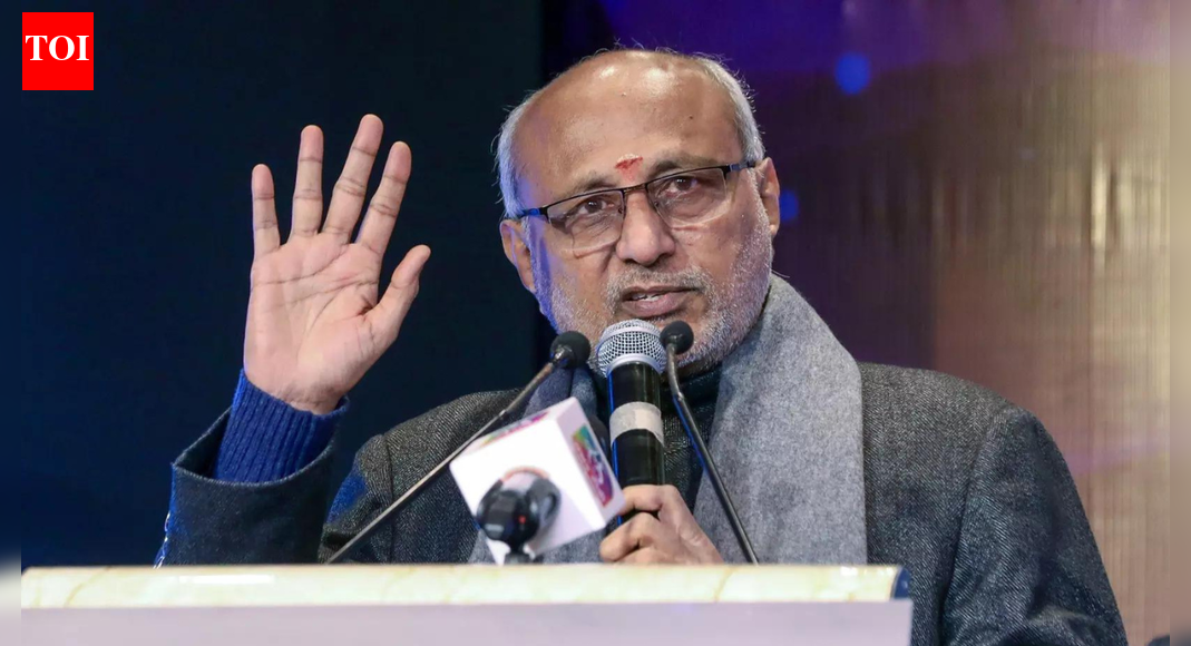 Centre is working to achieve trade deal with us amid high tariffs on indian exports: VP | India News