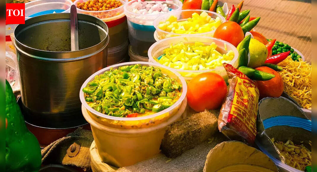 Jhalmuri Recipe: How to make Kolkata-style jhalmuri at home for evening snacks |