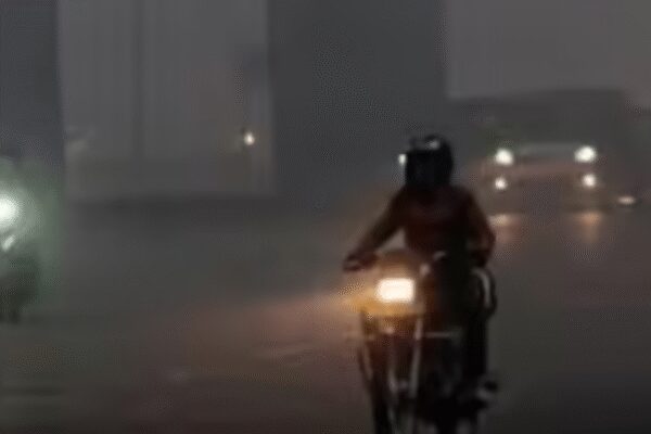 8.5°C in Bengaluru Urban dist? Cold wave and fog tighten their grip in festive season; holiday travel disrupted